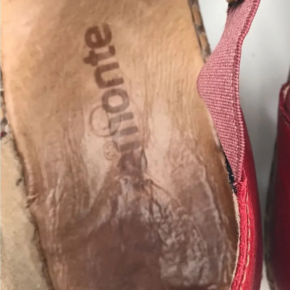 Remonte Dorndorf Red Leather Laser Cut Slip On Closed Toe Gladiator Shoes - Picture 16 of 16